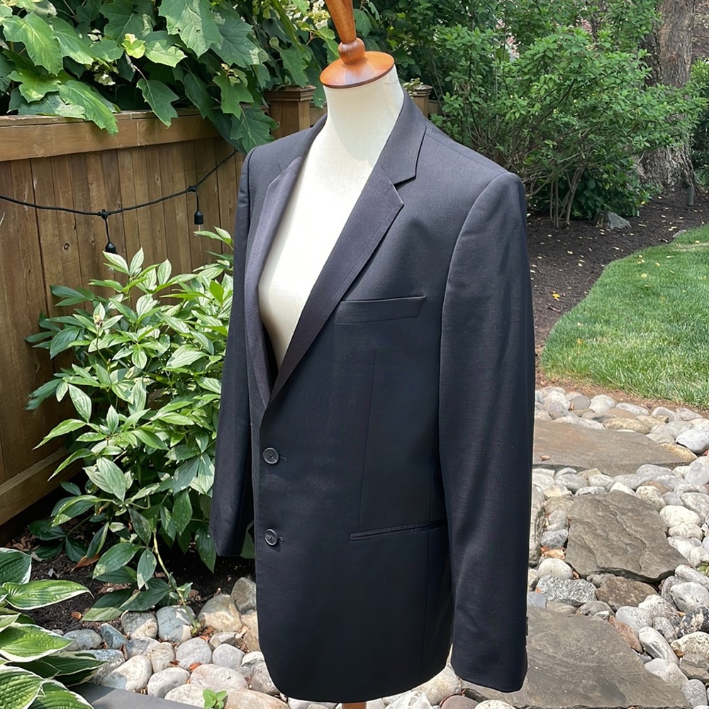 HUGO Boss Tuxedo - Picture 4 of 14